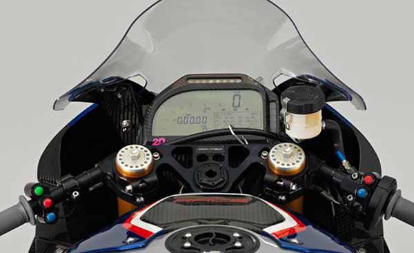 BMW HP4 Race - Dashboard