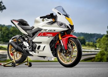 Yamaha R3