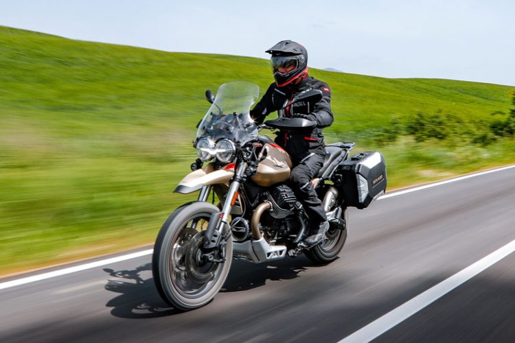 Moto Guzzi V85 TT Travel