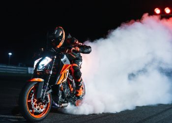 Super Duke R 2022