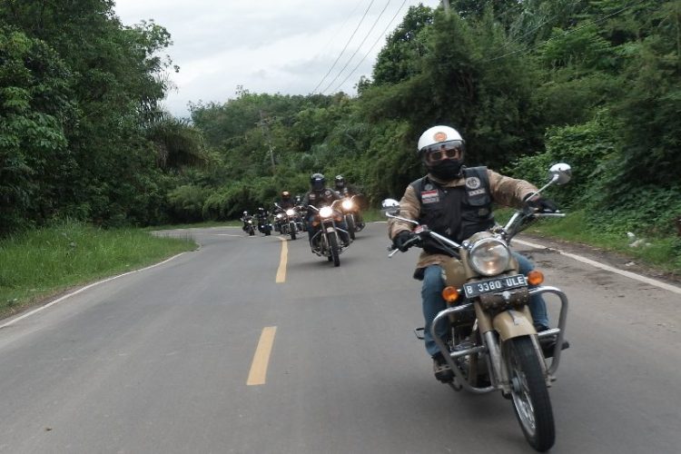 Motor touring