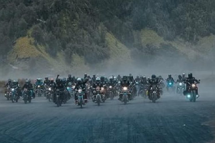 Touring motor klasik